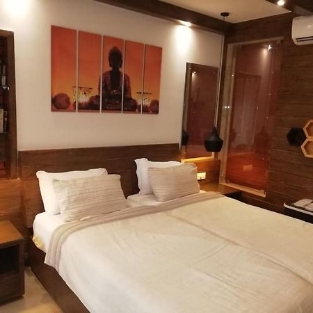 Shivers Oasis Luxury Boutique Resort 칸돌림 외부 사진