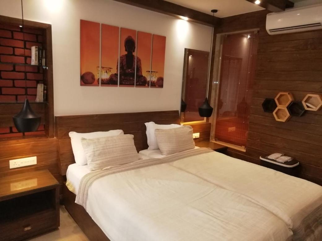 Shivers Oasis Luxury Boutique Resort 칸돌림 외부 사진